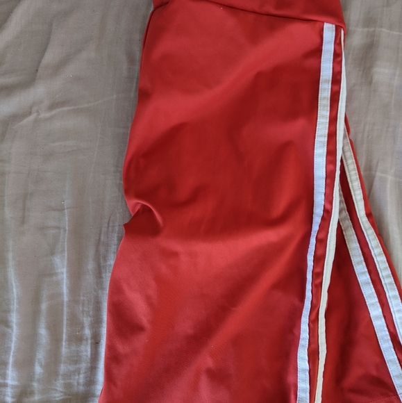 Red Adidas biker shorts - Picture 2 of 3